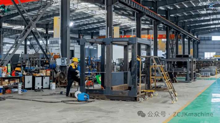 Машина для виготовлення блоків і цегли Ціна: 5 пасток витрат, яких покупці повинні уникати