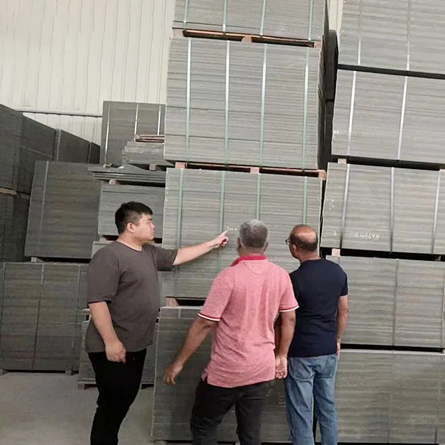 Піддон машин для виготовлення цегли